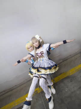《lovelive！》绚濑绘里花束觉醒 C O S P L A Y_#南京GL跨年祭# (5)