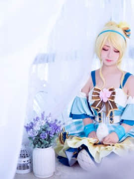 《lovelive！》绚濑绘里花束觉醒 C O S P L A Y_拍片前一周胳膊被晒伤了 (7)