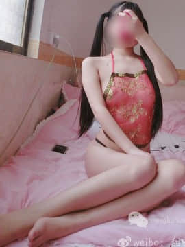 萌白酱透视肚兜_pic_1492936181795