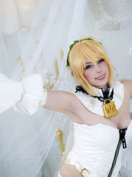 Nero Claudius Bride by Yuriko Tiger_0025