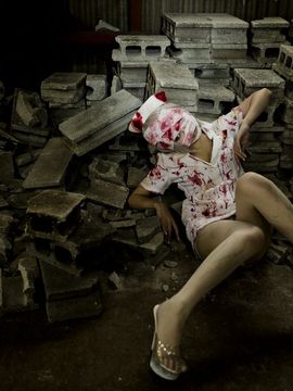 DOUBLE HEAD NURSE_052