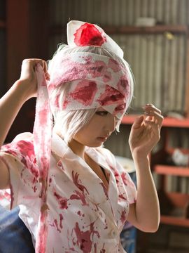 DOUBLE HEAD NURSE_075
