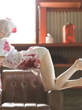 DOUBLE HEAD NURSE_116