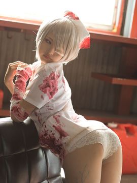 DOUBLE HEAD NURSE_133