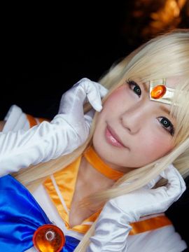 Sailor Venus Cosplay (Meltia)_031