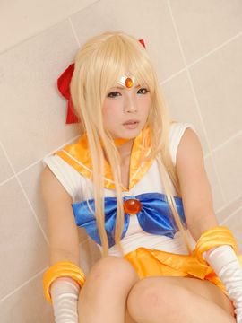 Sailor Venus Cosplay (Meltia)_058