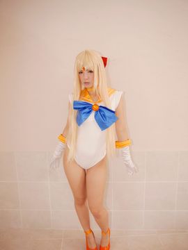 Sailor Venus Cosplay (Meltia)_222