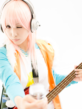 PinkHeadphone_025