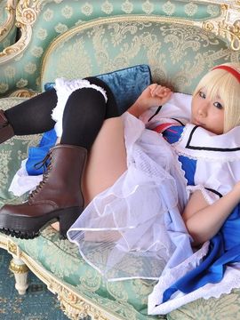 Petit charm fleur 03 Alice Margatroid_021