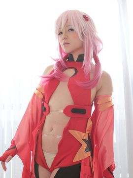 美少女コスプレイヤーが勃起したムスコとタマをねっとりと優しく舐めバキュームフェラでドッ_Riona Minami-Inori Yuzuriha-002