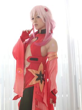 美少女コスプレイヤーが勃起したムスコとタマをねっとりと優しく舐めバキュームフェラでドッ_Riona Minami-Inori Yuzuriha-003