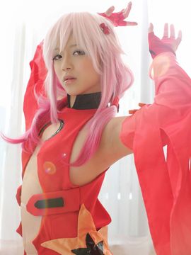 美少女コスプレイヤーが勃起したムスコとタマをねっとりと優しく舐めバキュームフェラでドッ_Riona Minami-Inori Yuzuriha-008