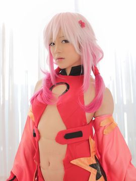 美少女コスプレイヤーが勃起したムスコとタマをねっとりと優しく舐めバキュームフェラでドッ_Riona Minami-Inori Yuzuriha-011