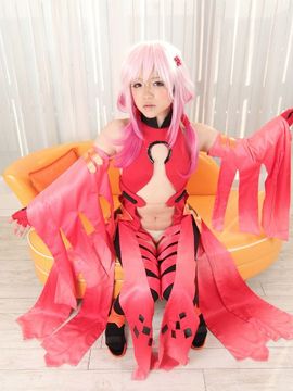 美少女コスプレイヤーが勃起したムスコとタマをねっとりと優しく舐めバキュームフェラでドッ_Riona Minami-Inori Yuzuriha-028