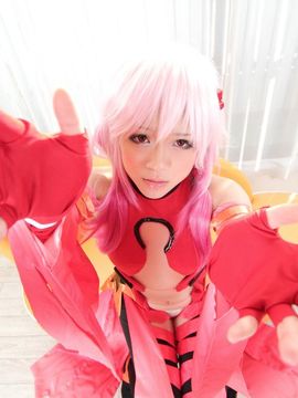 美少女コスプレイヤーが勃起したムスコとタマをねっとりと優しく舐めバキュームフェラでドッ_Riona Minami-Inori Yuzuriha-036
