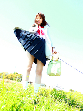 セーラー服とスポーツブラ_210