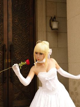 《FateZero》 海边花嫁SABER花嫁版C O S_saber十周年 (4)