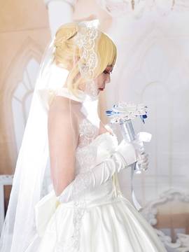 《FateZero》 海边花嫁SABER花嫁版C O S_今日，少女身披嫁衣~ (6)