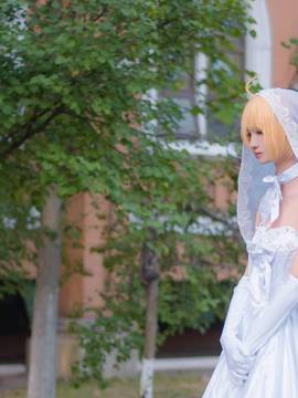 《FateZero》 海边花嫁SABER花嫁版C O S_saber花嫁 (4)