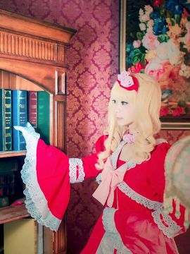 《黑执事》 伊丽莎白·米多福特红礼服C O S P L A Y_黑执事——伊丽莎白·米多福特COS正片 (9)