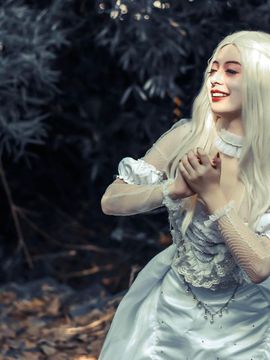 《爱丽斯漫游仙境》白之皇后C O S P L A Y_爱丽丝梦游仙境 The White Queen (7)