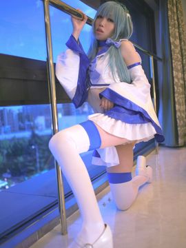 IDOLATRY_225_IMG_0403