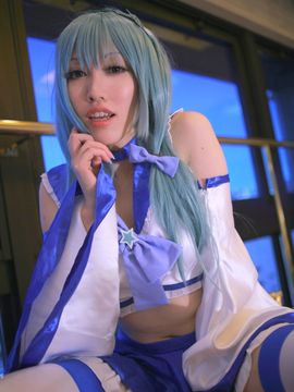 IDOLATRY_242_IMG_0444
