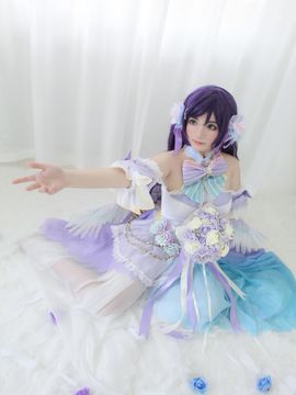 白色情人节东条希cos_白色情人节东条希 (3)