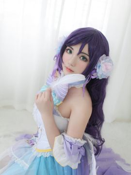 白色情人节东条希cos_白色情人节东条希 (4)