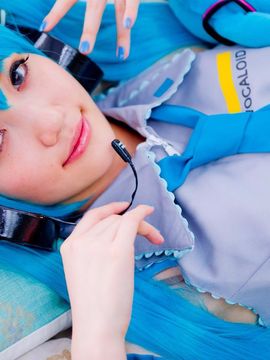 Vocaloid - Hatsune Miku cosplay by Kuuya_170
