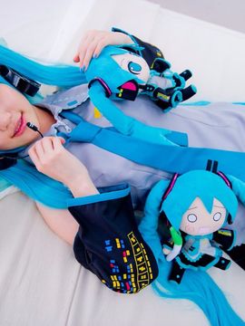 Vocaloid - Hatsune Miku cosplay by Kuuya_172