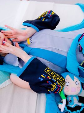 Vocaloid - Hatsune Miku cosplay by Kuuya_178