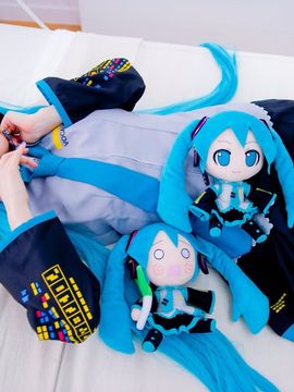 Vocaloid - Hatsune Miku cosplay by Kuuya_179
