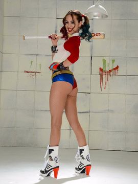 Harley In The Nuthouse_105