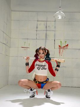 Harley In The Nuthouse_120