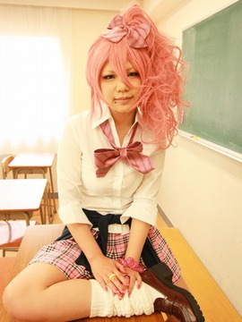 (C82) [凸凹組 (侠鵺)] いいから私に課金しろ PASSION_0029