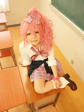 (C82) [凸凹組 (侠鵺)] いいから私に課金しろ PASSION_0089