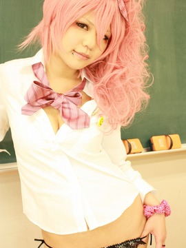 (C82) [凸凹組 (侠鵺)] いいから私に課金しろ PASSION_0095