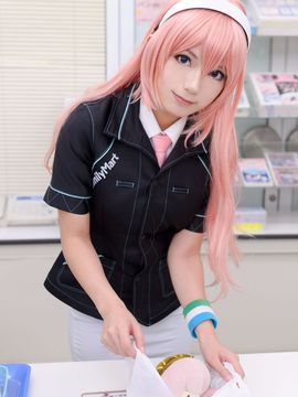 VOCALOID – Miku x Meiko x Luka x Rin cosplay_016