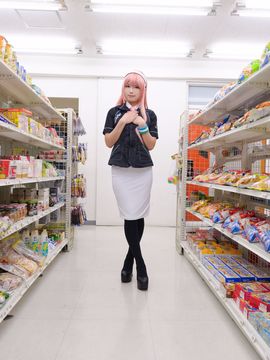 VOCALOID – Miku x Meiko x Luka x Rin cosplay_027