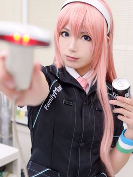VOCALOID – Miku x Meiko x Luka x Rin cosplay_048