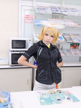 VOCALOID – Miku x Meiko x Luka x Rin cosplay_113