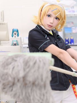 VOCALOID – Miku x Meiko x Luka x Rin cosplay_118