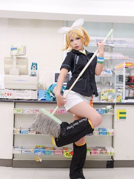 VOCALOID – Miku x Meiko x Luka x Rin cosplay_119