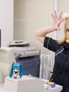 VOCALOID – Miku x Meiko x Luka x Rin cosplay_126