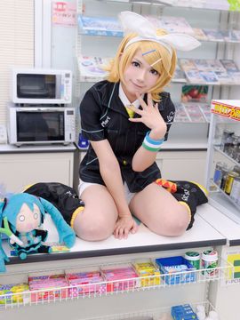 VOCALOID – Miku x Meiko x Luka x Rin cosplay_138