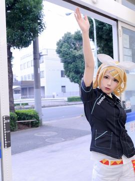 VOCALOID – Miku x Meiko x Luka x Rin cosplay_145