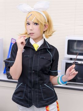 VOCALOID – Miku x Meiko x Luka x Rin cosplay_157