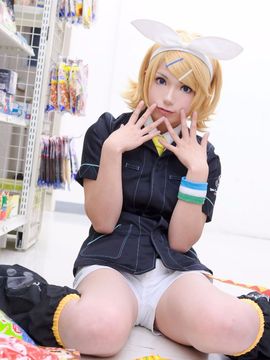 VOCALOID – Miku x Meiko x Luka x Rin cosplay_162