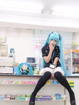 VOCALOID – Miku x Meiko x Luka x Rin cosplay_190